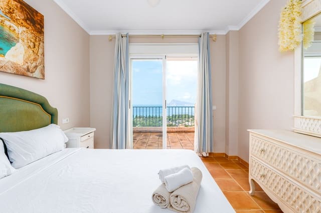 4 slaapkamer Huis te koop in Altea met zwembad garage - € 520.000 (Ref: 9328516)