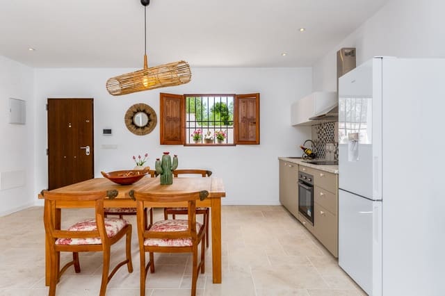 2 bedroom Townhouse for sale in Altea - € 340,000 (Ref: 9328517)