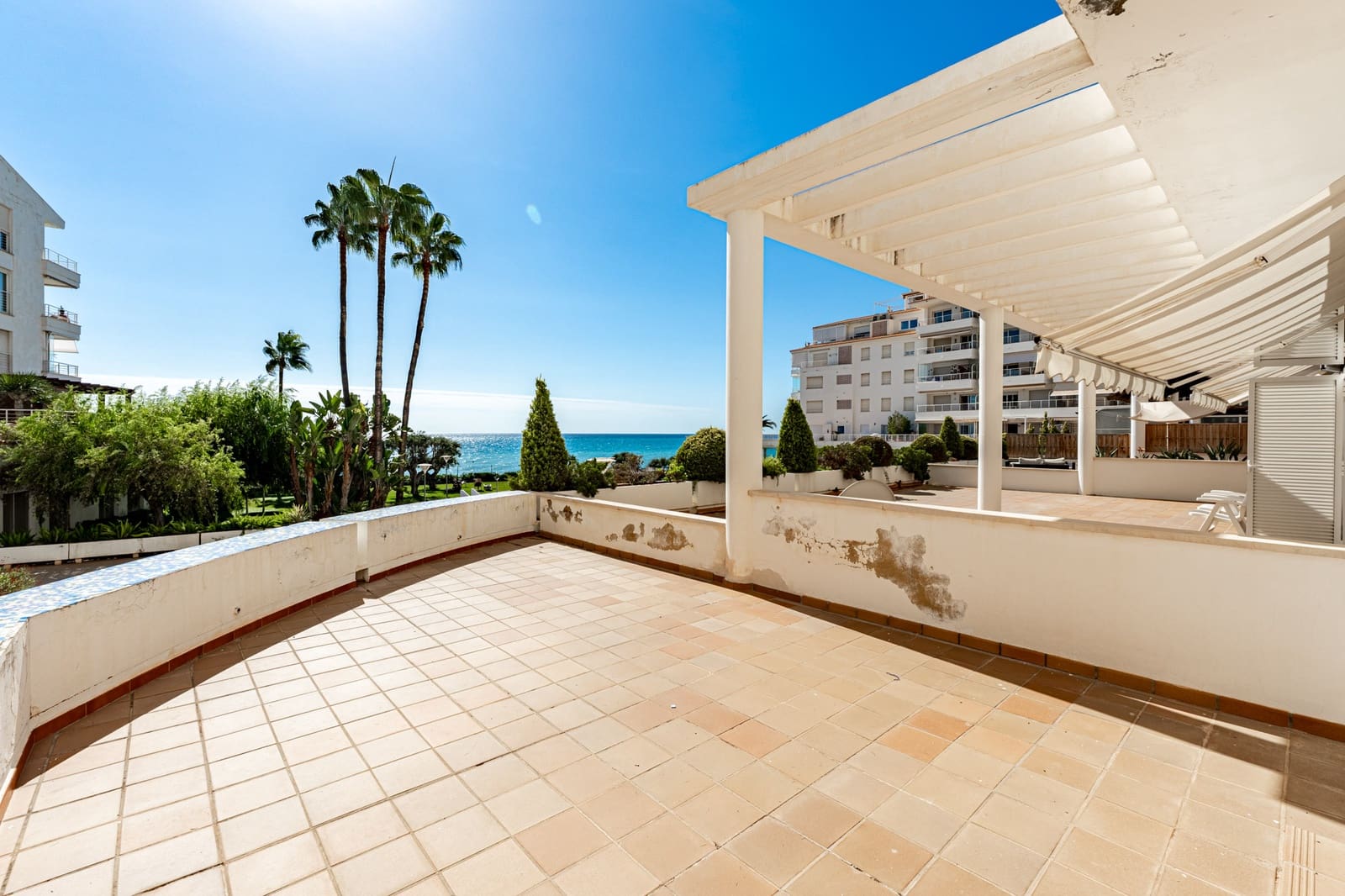 Oficina de 1 habitación en Altea en venta - 350.000 € (Ref: 9328519)