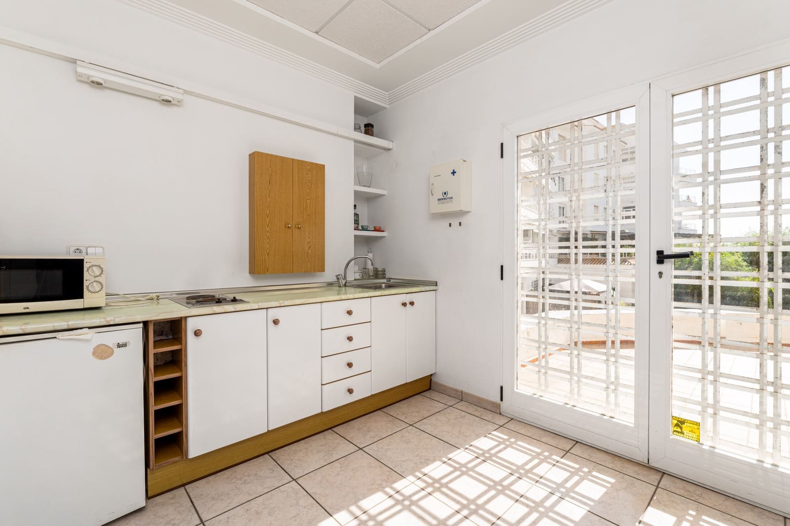 Oficina de 1 habitación en Altea en venta - 350.000 € (Ref: 9328519)