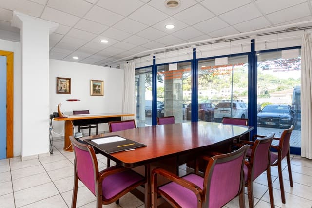 1 bedroom Office for sale in Altea - € 350,000 (Ref: 9328519)