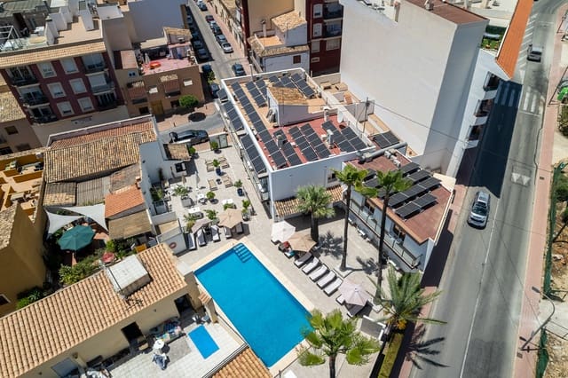 13 bedroom Hotel for sale in Alfaz del Pi / L'Alfàs del Pi with pool - € 1,850,000 (Ref: 9328520)