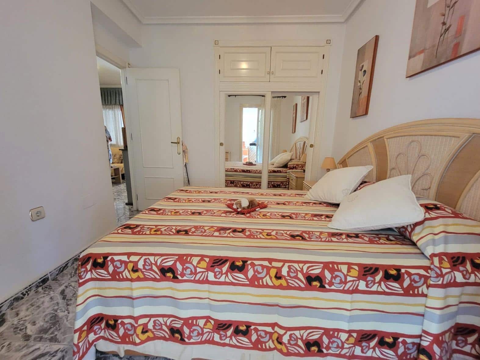 2 bedroom Villa for sale in Torrevieja with pool - € 169,000 (Ref: 9329537)