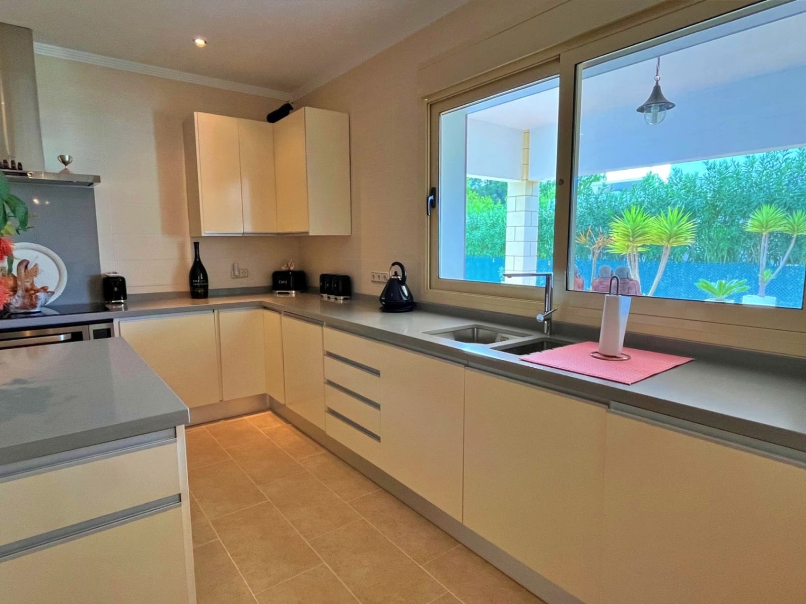 Chalet de 4 habitaciones en Calpe / Calp en venta con piscina garaje - 899.500 € (Ref: 9335380)