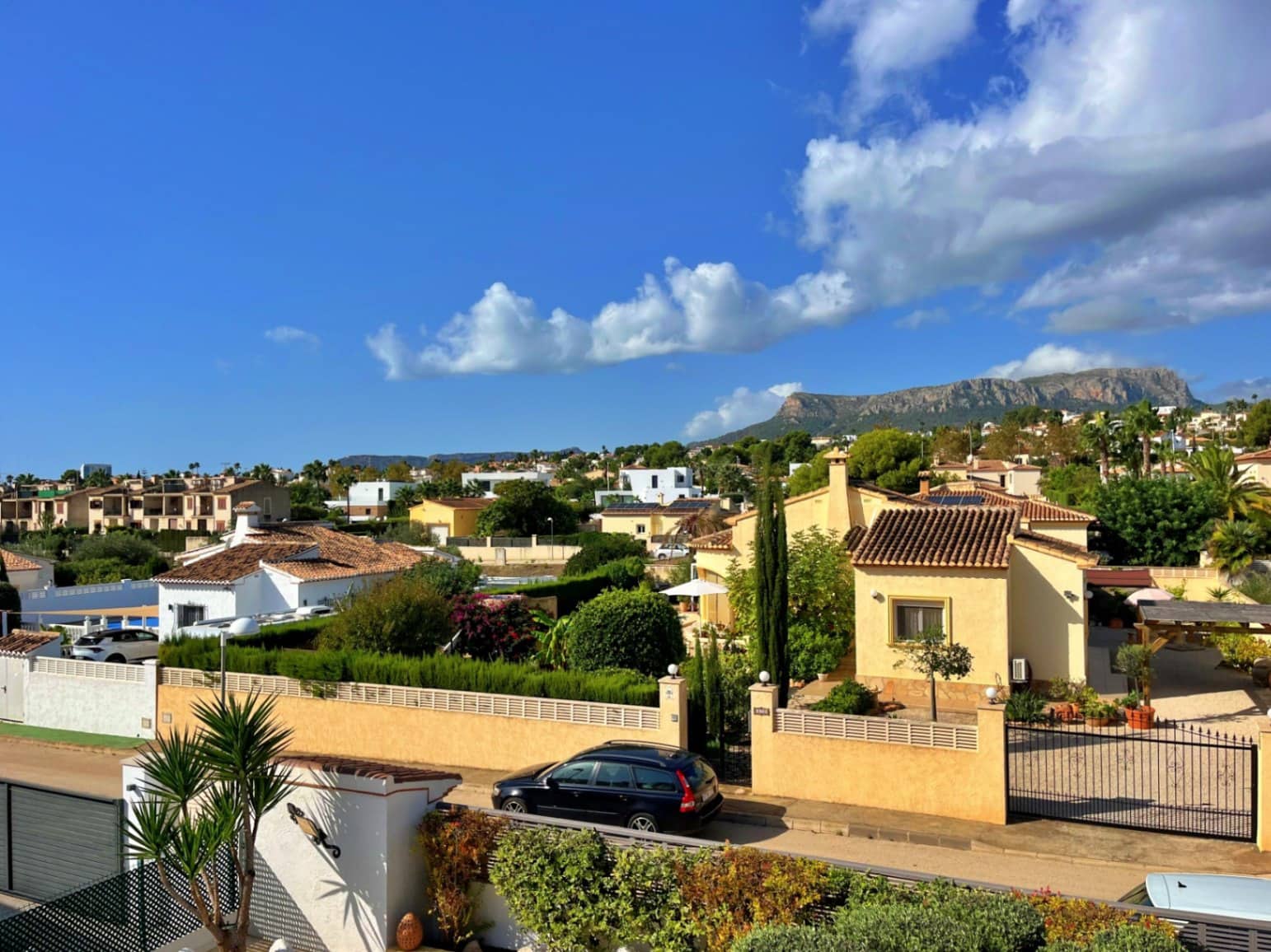 Chalet de 4 habitaciones en Calpe / Calp en venta con piscina garaje - 899.500 € (Ref: 9335380)