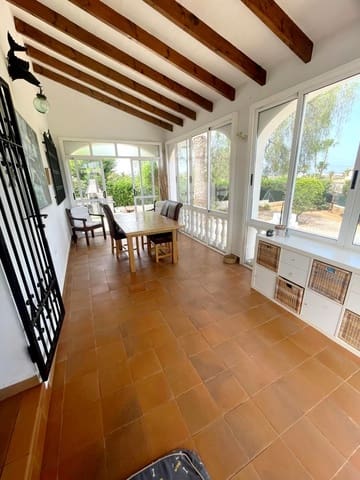 4 bedroom Villa for sale in Dénia with pool garage - € 490,000 (Ref: 9340172)