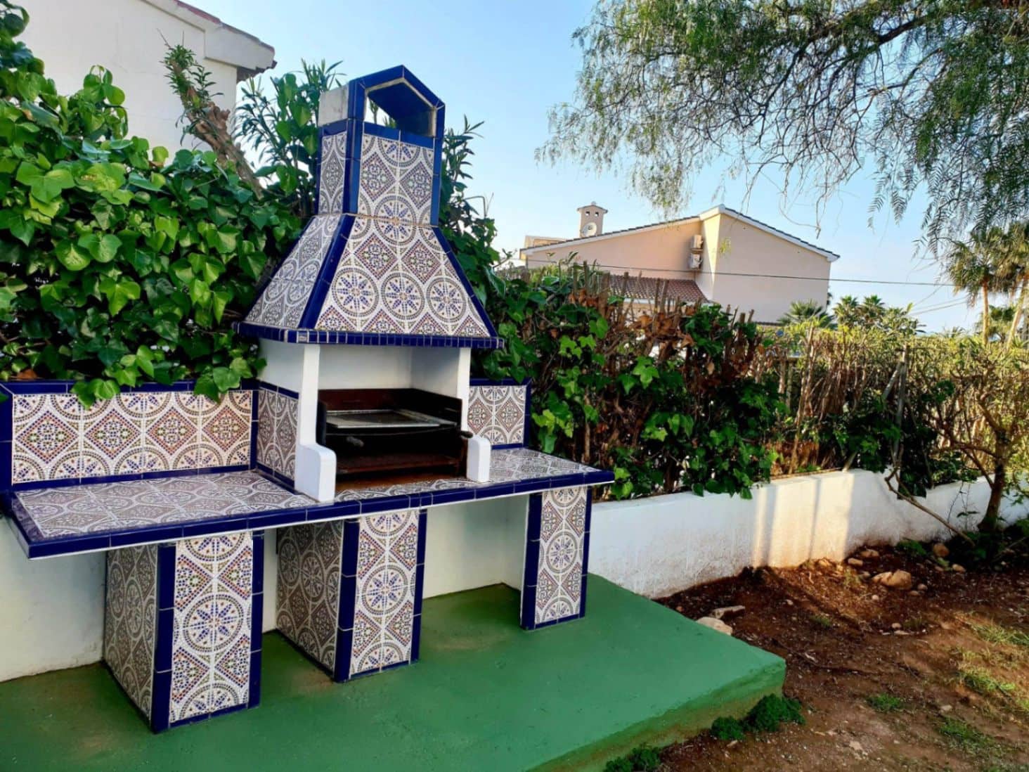 4 bedroom Villa for sale in Denia with pool garage - € 490,000 (Ref: 9340172)