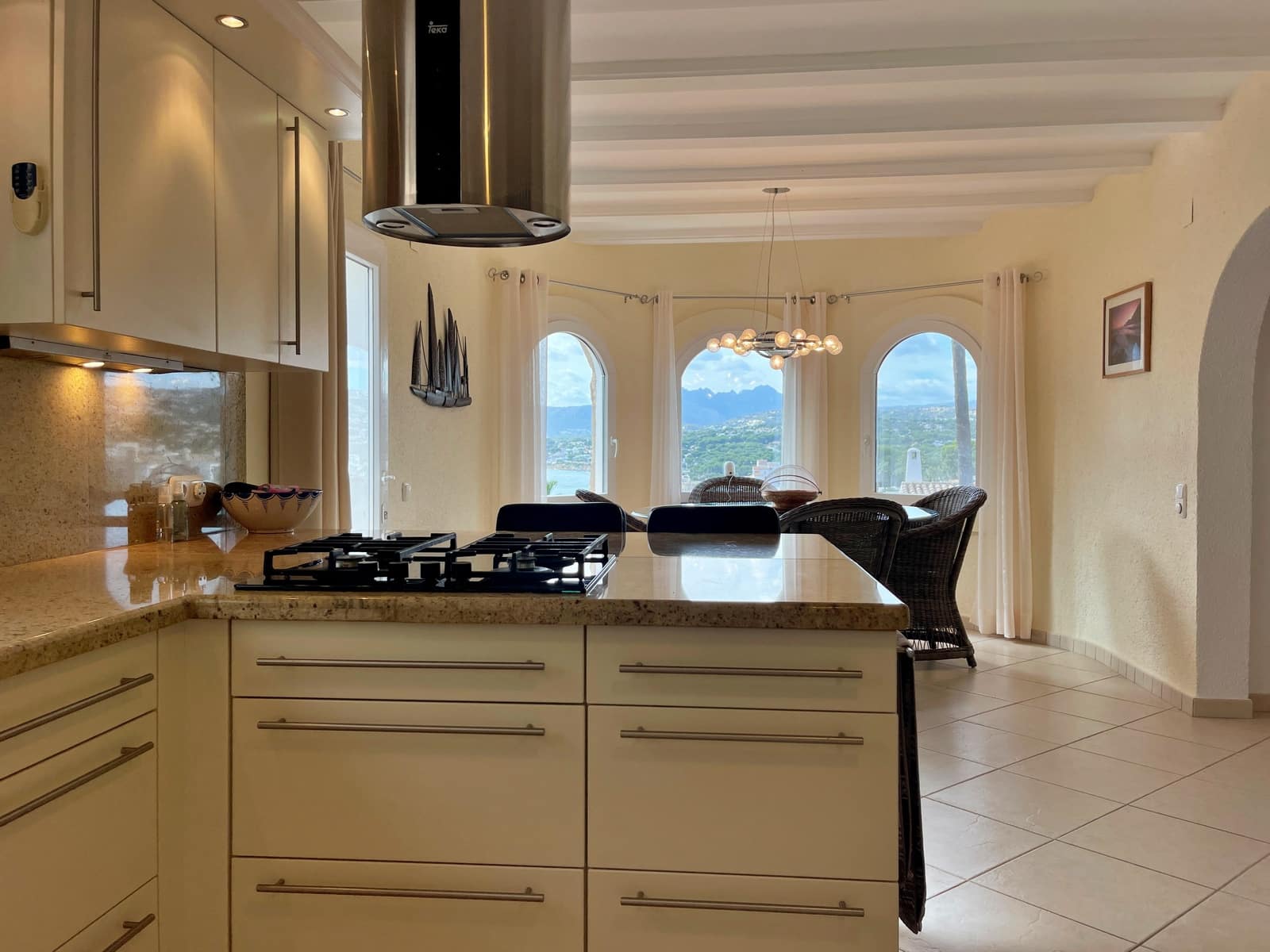 4 Zimmer Villa zu verkaufen in Moraira mit Pool Garage - 1.950.000 € (Ref: 9347805)