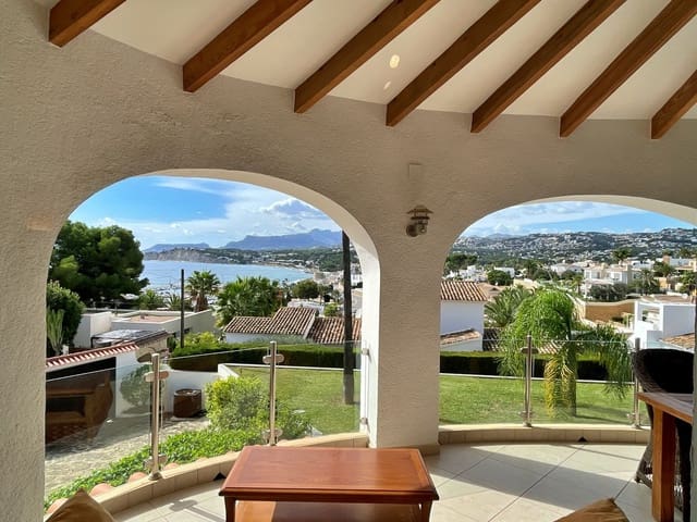 4 Zimmer Villa zu verkaufen in Moraira, Teulada-Moraira mit Pool Garage - 1.950.000 € (Ref: 9347805)