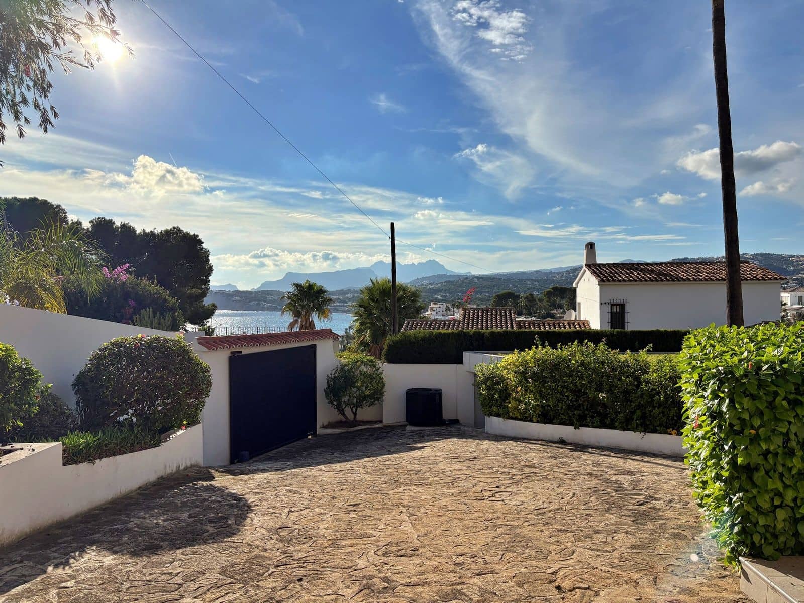 4 Zimmer Villa zu verkaufen in Moraira mit Pool Garage - 1.950.000 € (Ref: 9347805)