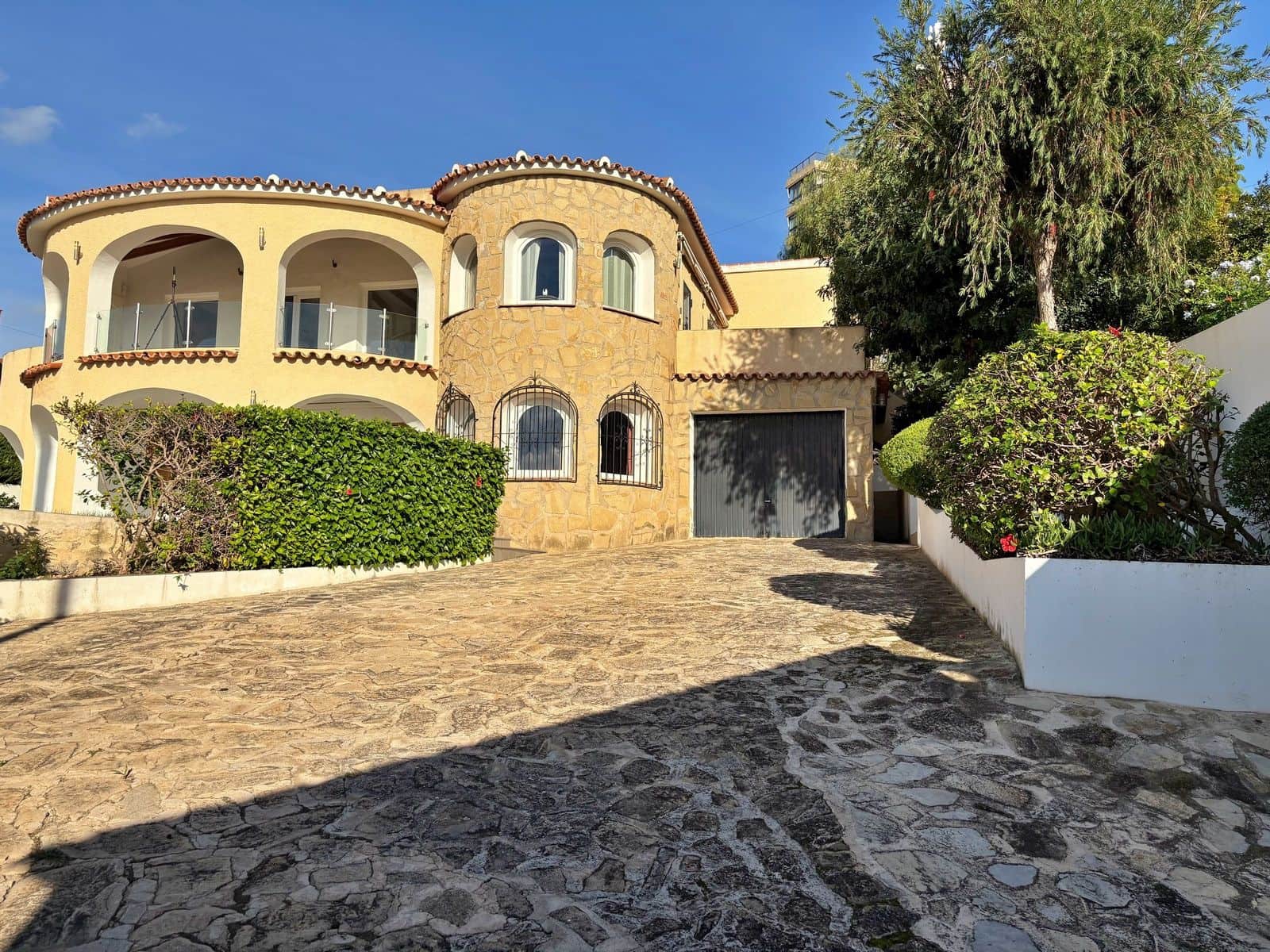 4 Zimmer Villa zu verkaufen in Moraira mit Pool Garage - 1.950.000 € (Ref: 9347805)