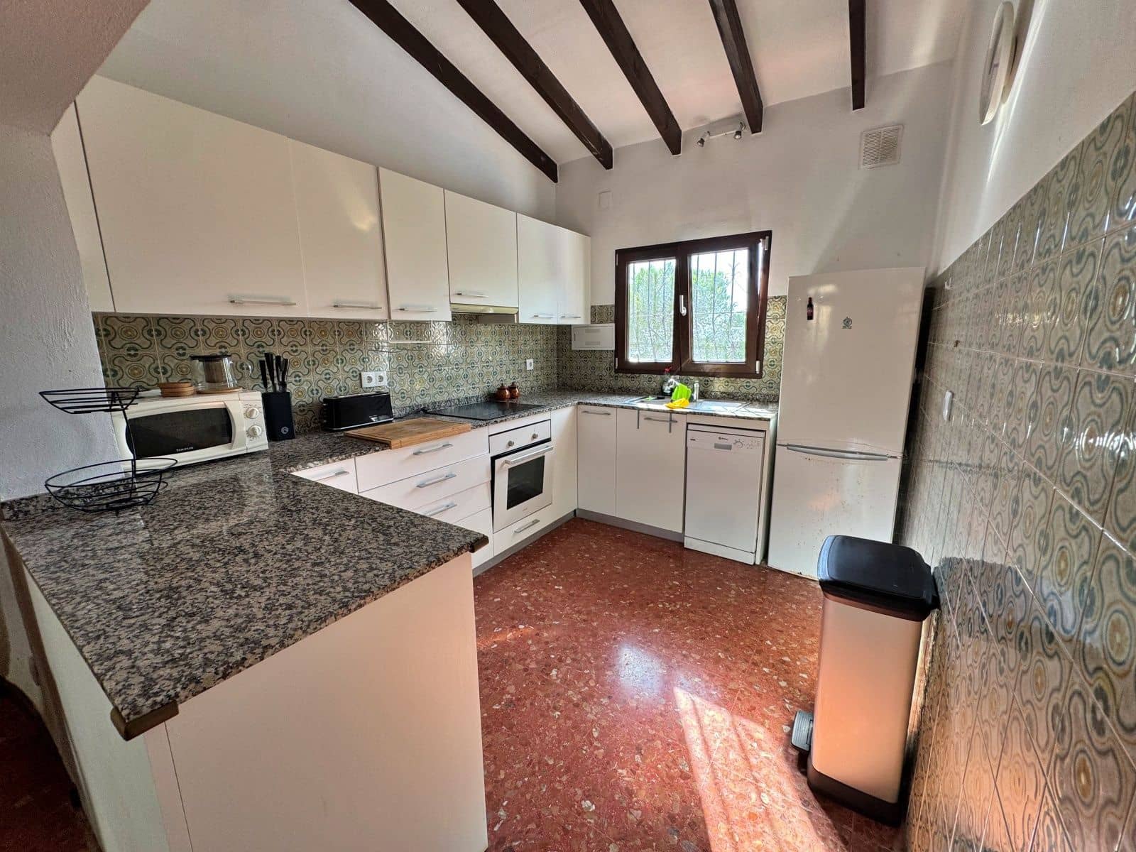 3 soveværelse Villa til leje i Moraira med swimmingpool garage - € 2.200 (Ref: 9347968)