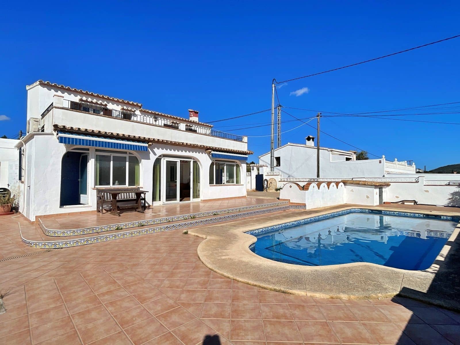 2 bedroom Villa for sale in Teulada with pool garage - € 445,000 (Ref: 9369070)