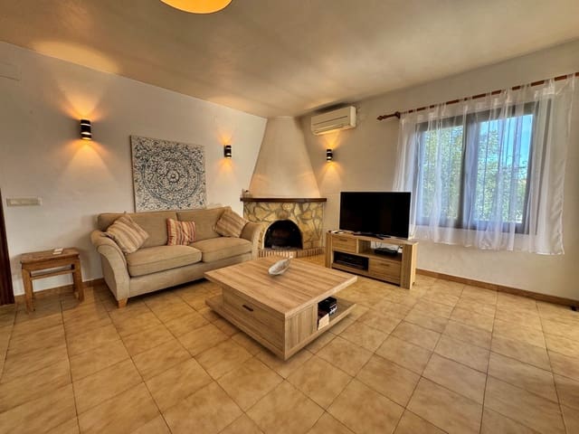 3 Zimmer Villa zu vermieten in Moraira, Teulada-Moraira mit Pool Garage - 1.300 € (Ref: 9369071)
