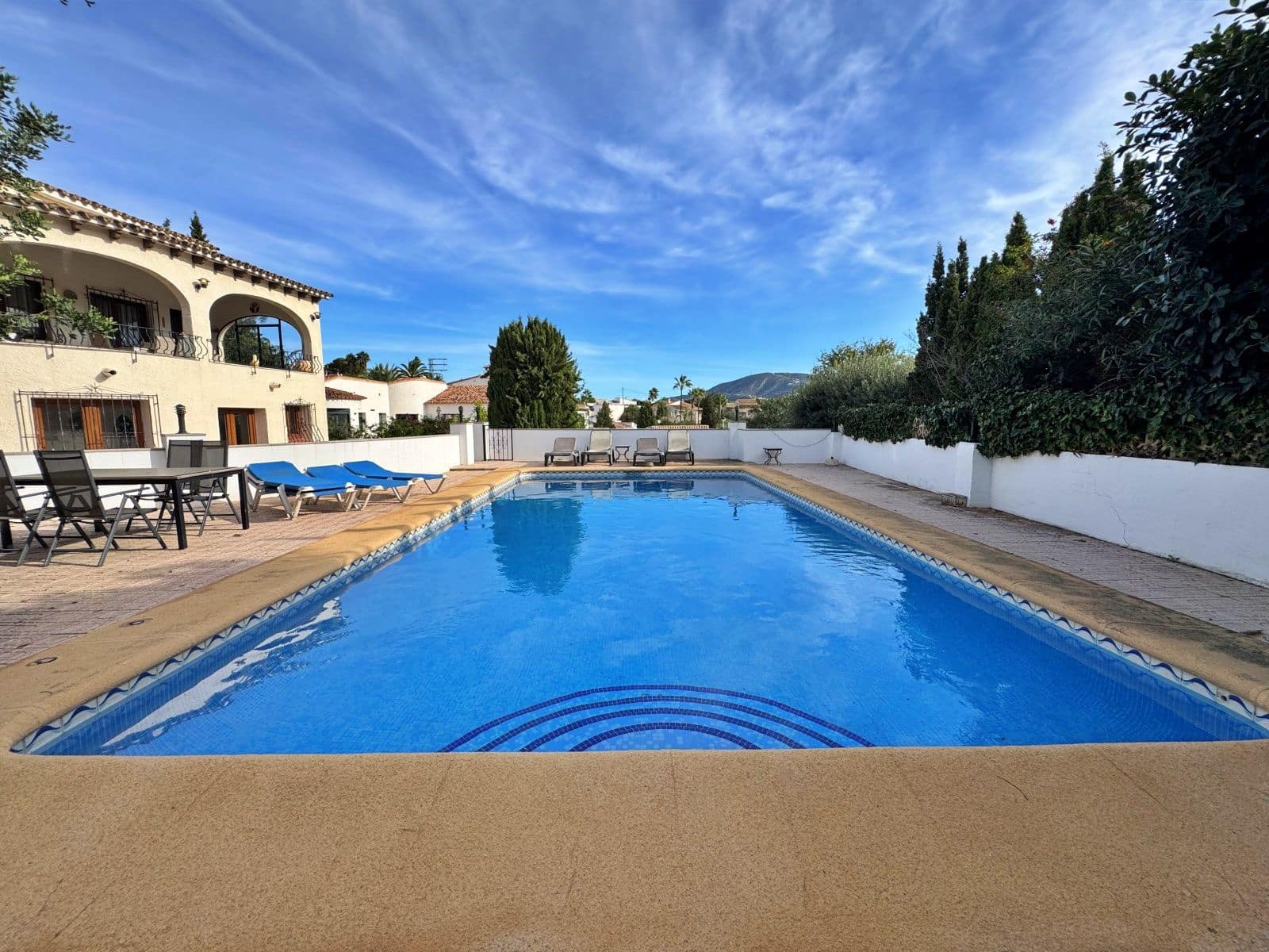 3 sypialnia Willa do wynajęcia w Moraira z basenem garażem - 1 300 € (Ref: 9369071)