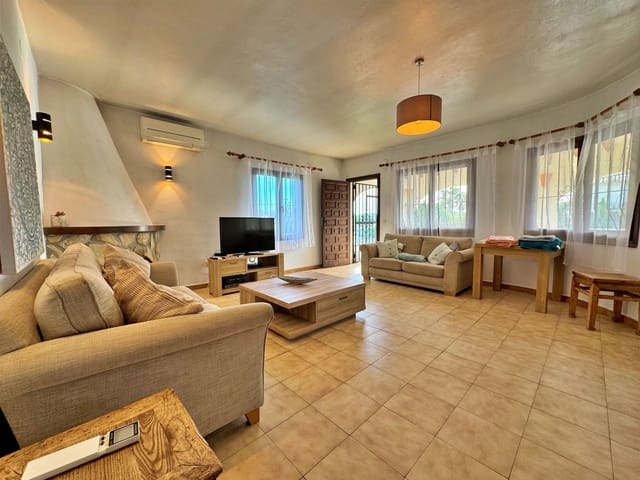 3 Zimmer Villa zu vermieten in Moraira, Teulada-Moraira mit Pool Garage - 1.300 € (Ref: 9369071)