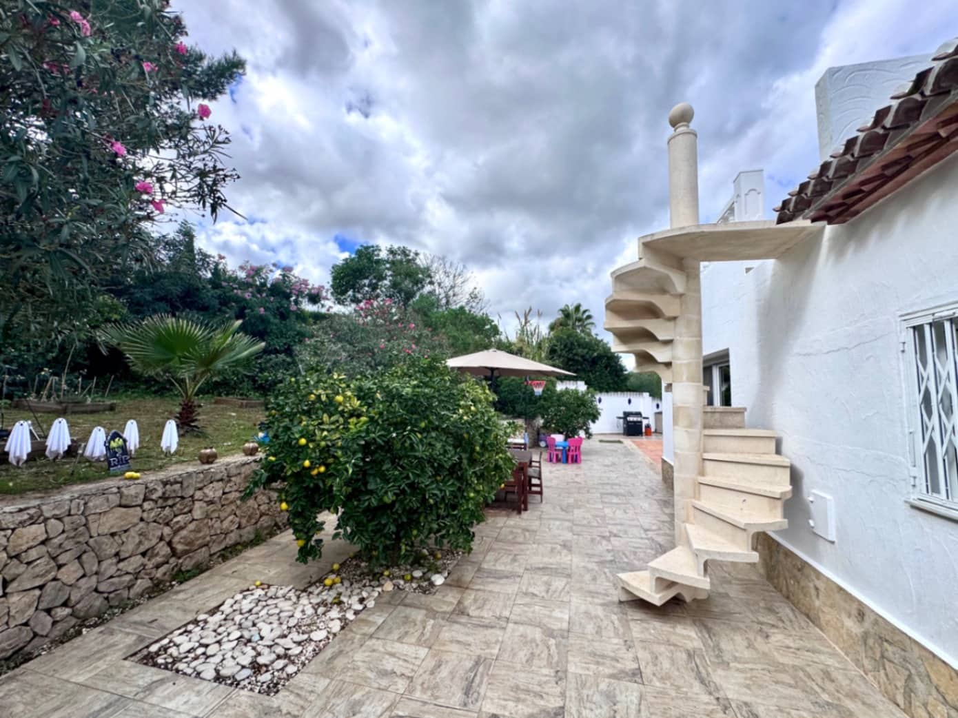 5 quarto Moradia para venda em Javea / Xabia com piscina garagem - 995 900 € (Ref: 9372240)