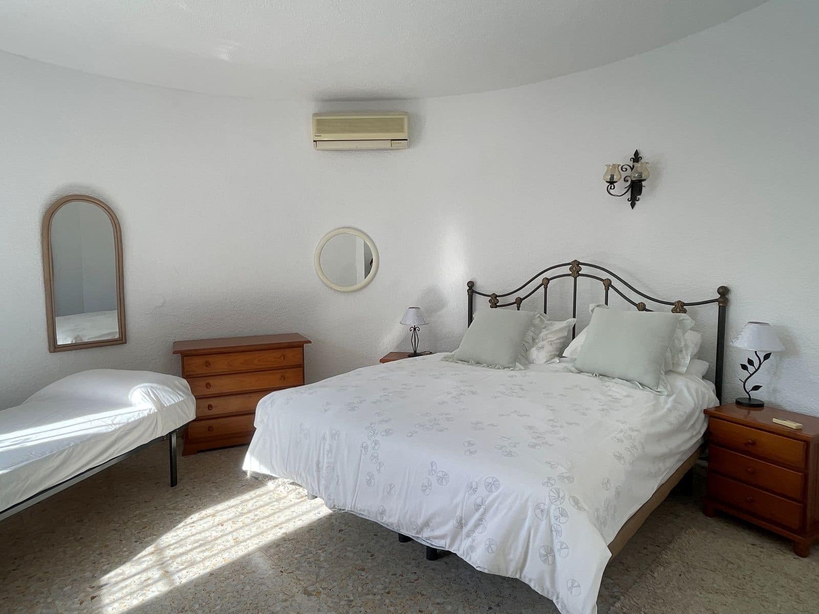 5 bedroom Villa for sale in Moraira with pool garage - € 725,000 (Ref: 9383518)