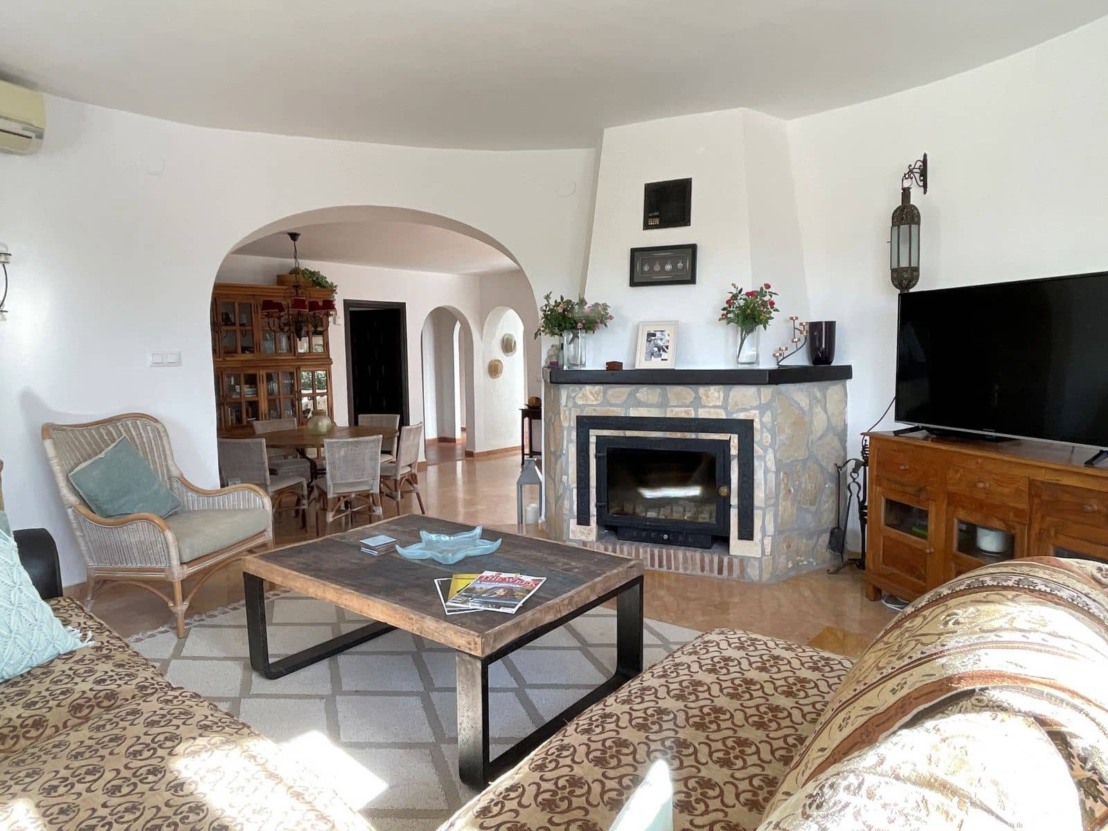 5 bedroom Villa for sale in Moraira with pool garage - € 725,000 (Ref: 9383518)