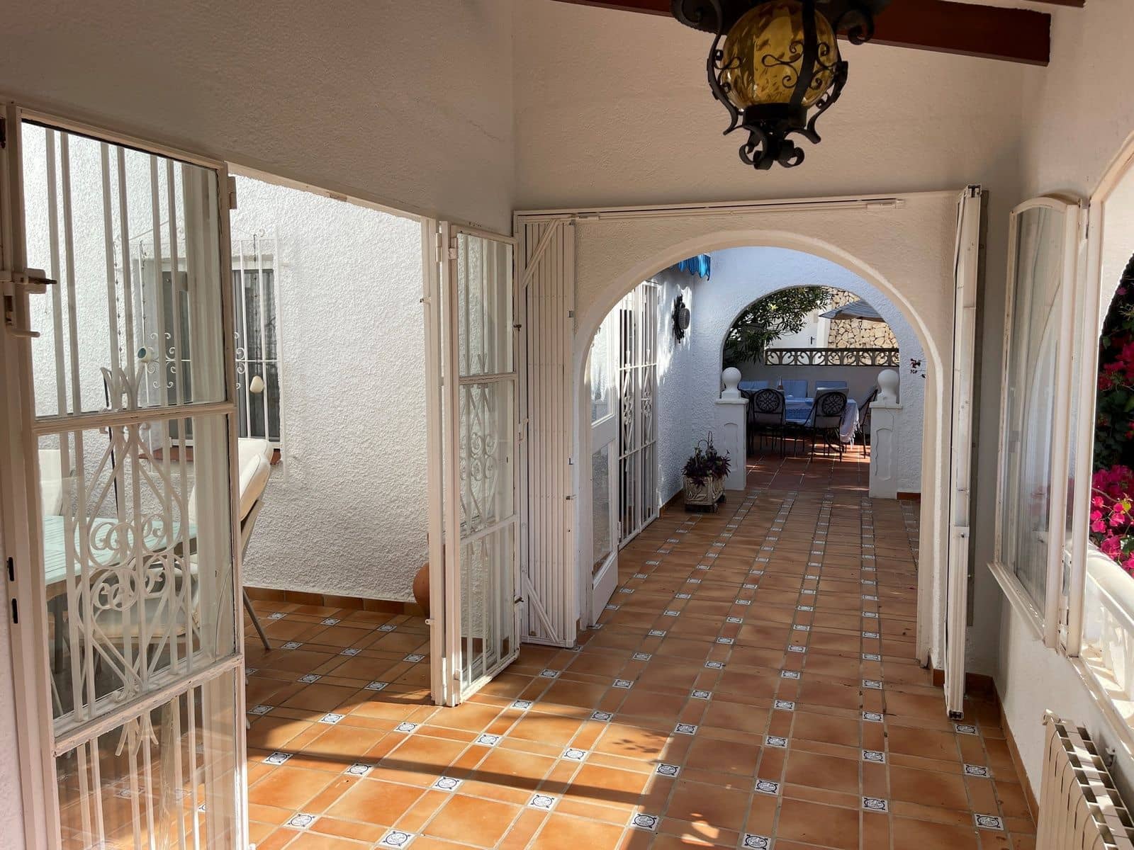 5 bedroom Villa for sale in Moraira with pool garage - € 725,000 (Ref: 9383518)