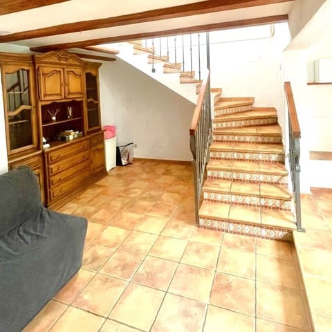 4 Zimmer Villa zu verkaufen in Moraira, Teulada-Moraira mit Pool Garage - 595.000 € (Ref: 9383523)