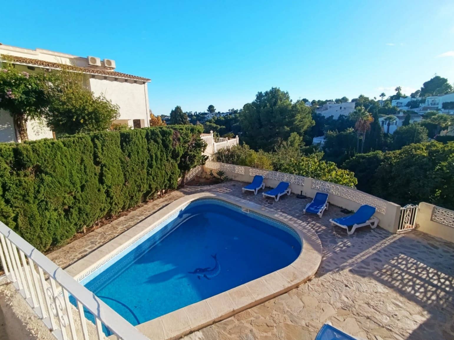 4 Zimmer Villa zu verkaufen in Moraira mit Pool Garage - 595.000 € (Ref: 9383523)