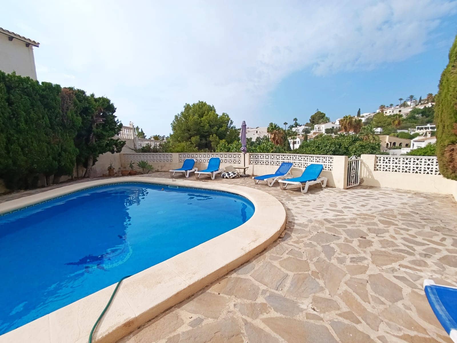 4 Zimmer Villa zu verkaufen in Moraira mit Pool Garage - 595.000 € (Ref: 9383523)