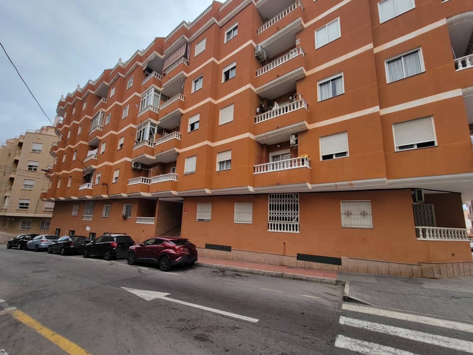 2 bedroom Apartment for sale in Torrevieja - € 117,260 (Ref: 9397829)