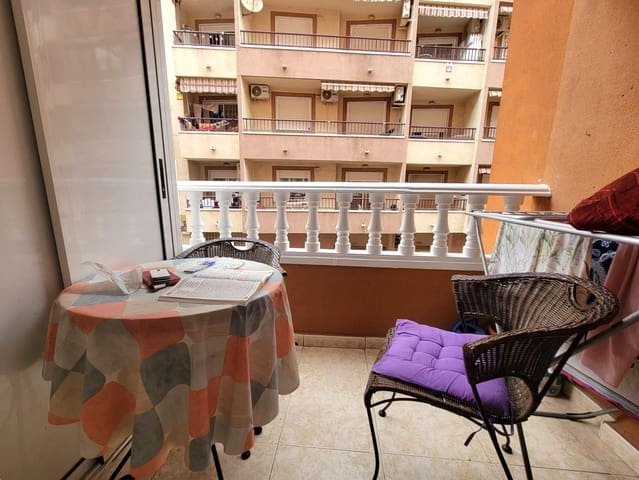 2 bedroom Apartment for sale in Torrevieja - € 117,260 (Ref: 9397829)