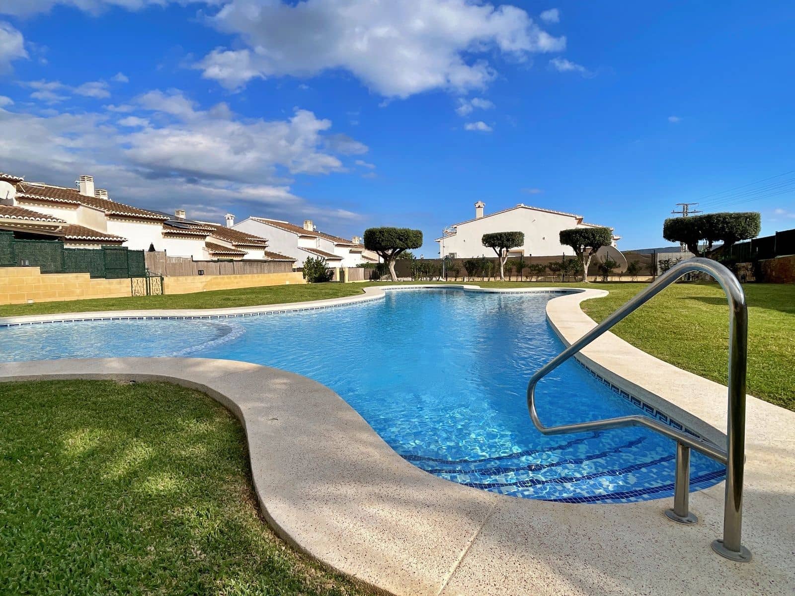 2 bedroom Villa for sale in Benitachell / Benitatxell with pool garage - € 289,000 (Ref: 9402414)