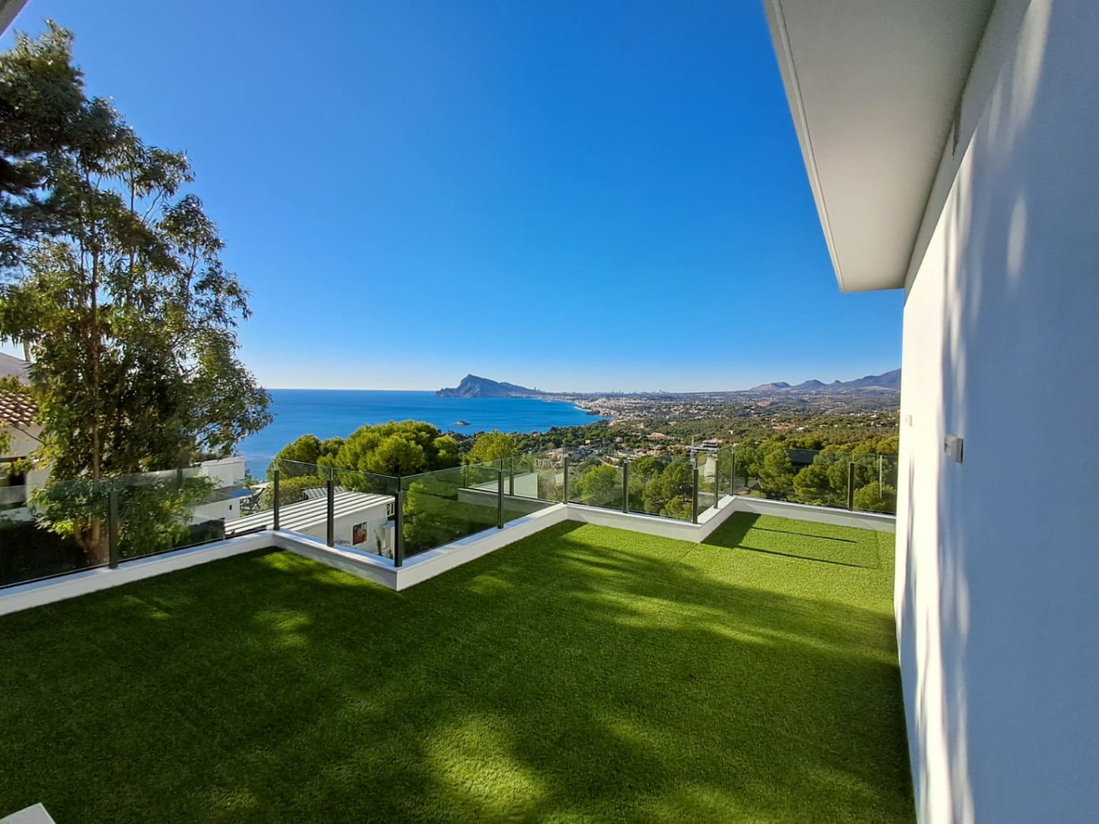 5 Zimmer Villa zu verkaufen in Altea mit Pool Garage - 2.350.000 € (Ref: 9410071)