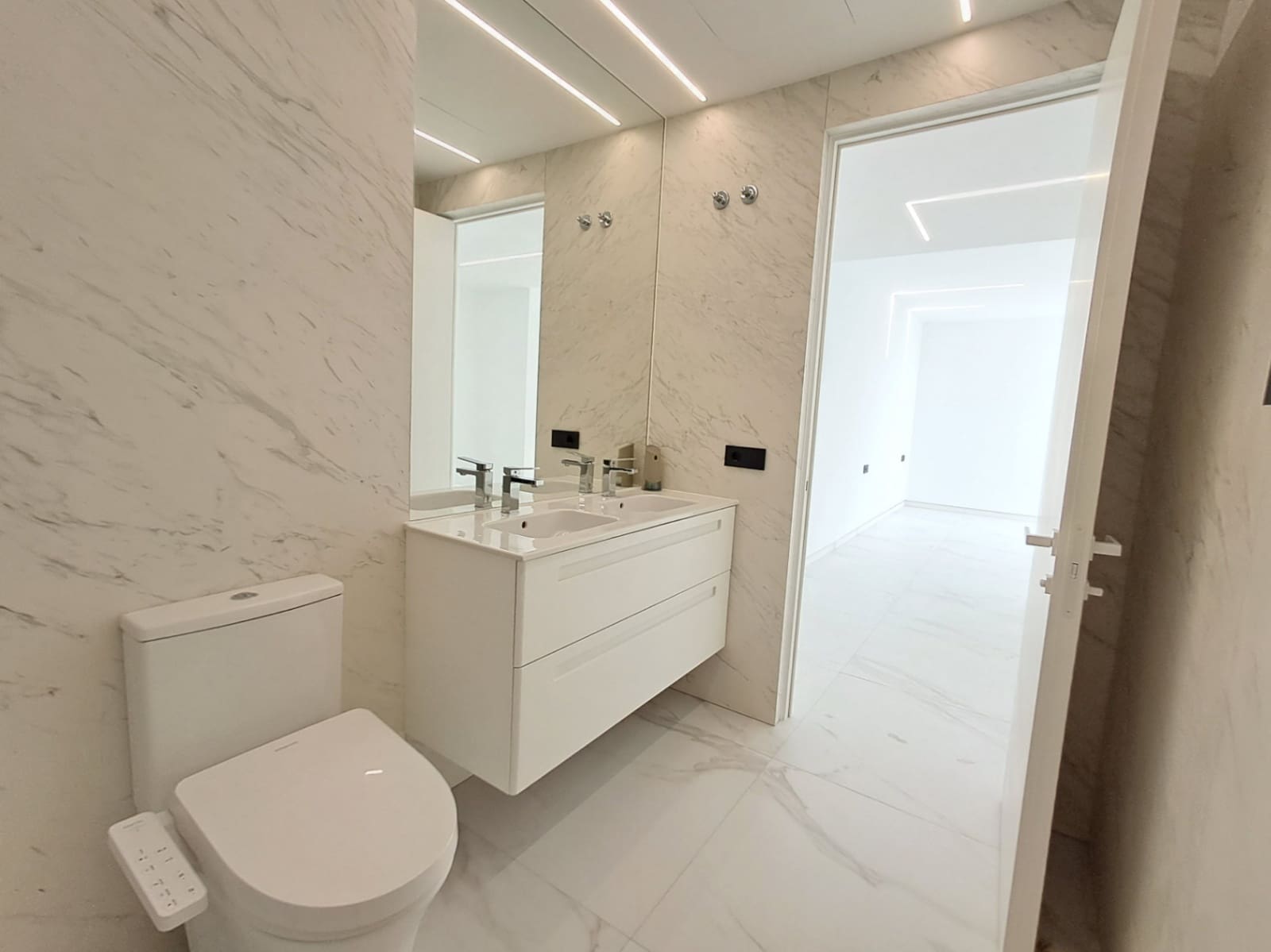 5 Zimmer Villa zu verkaufen in Altea mit Pool Garage - 2.350.000 € (Ref: 9410071)