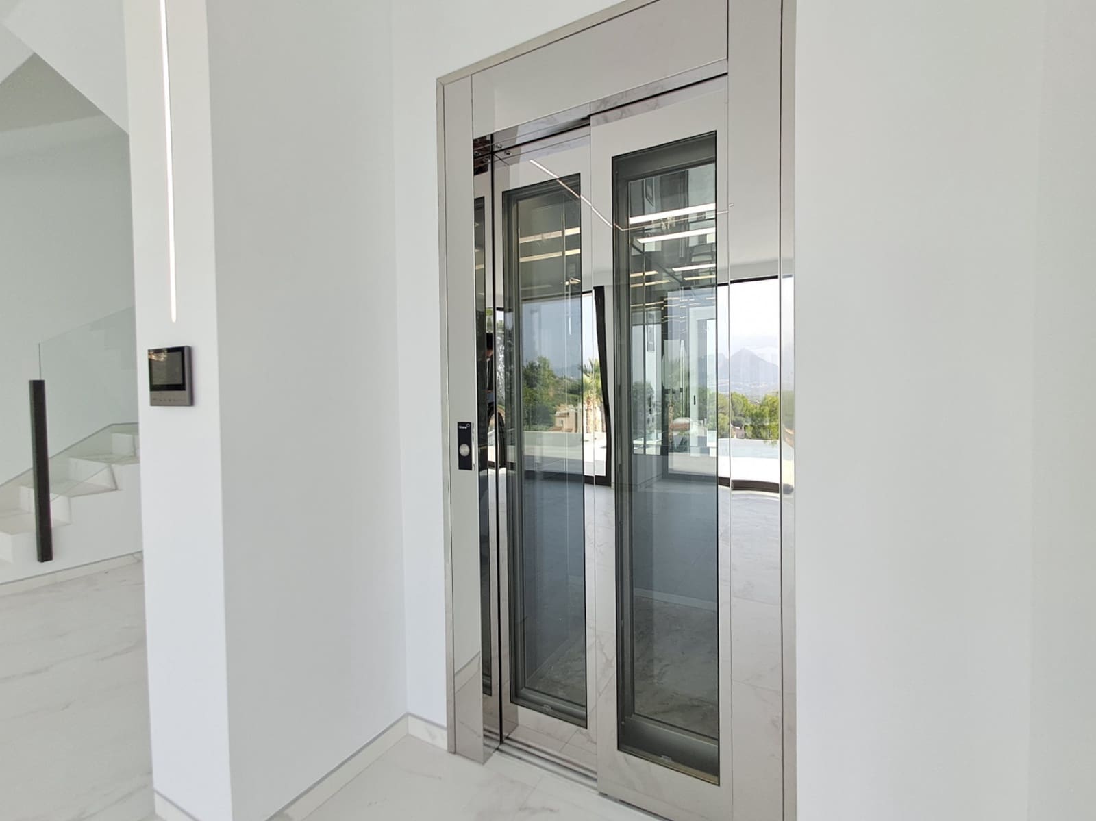 5 Zimmer Villa zu verkaufen in Altea mit Pool Garage - 2.350.000 € (Ref: 9410071)