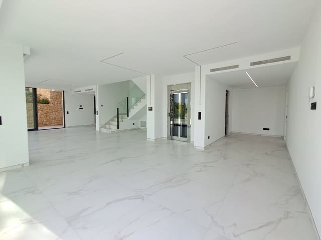 5 Zimmer Villa zu verkaufen in Altea mit Pool Garage - 2.350.000 € (Ref: 9410071)
