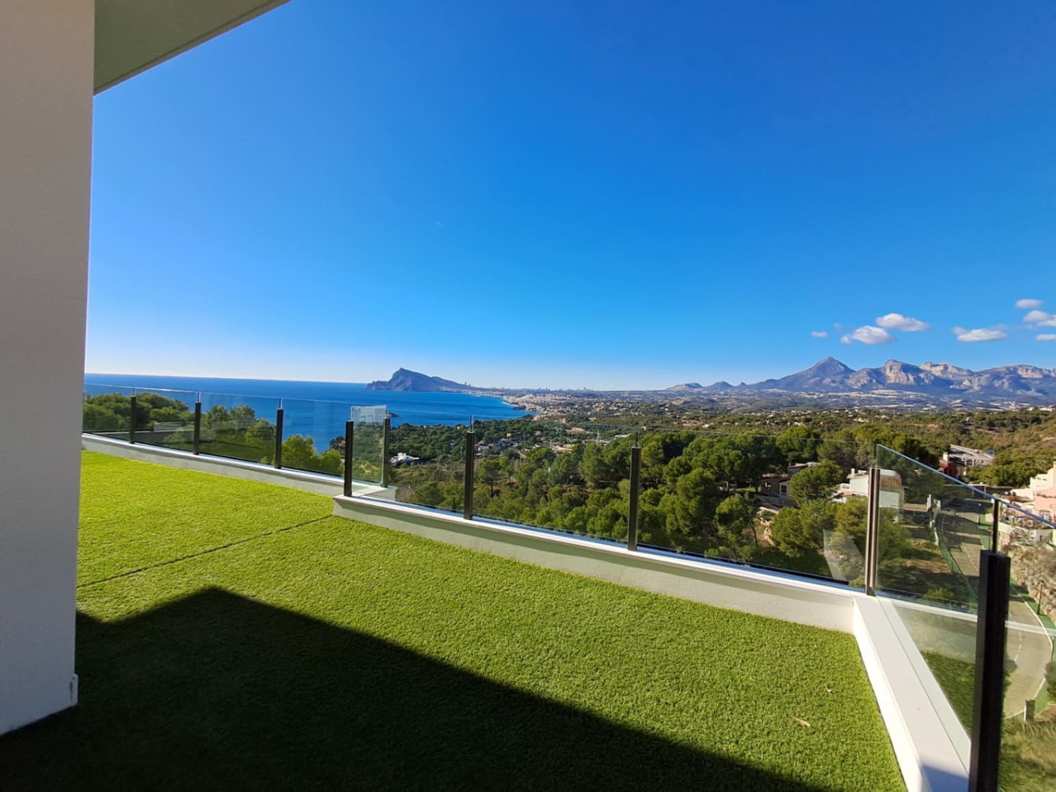 5 Zimmer Villa zu verkaufen in Altea mit Pool Garage - 2.350.000 € (Ref: 9410071)