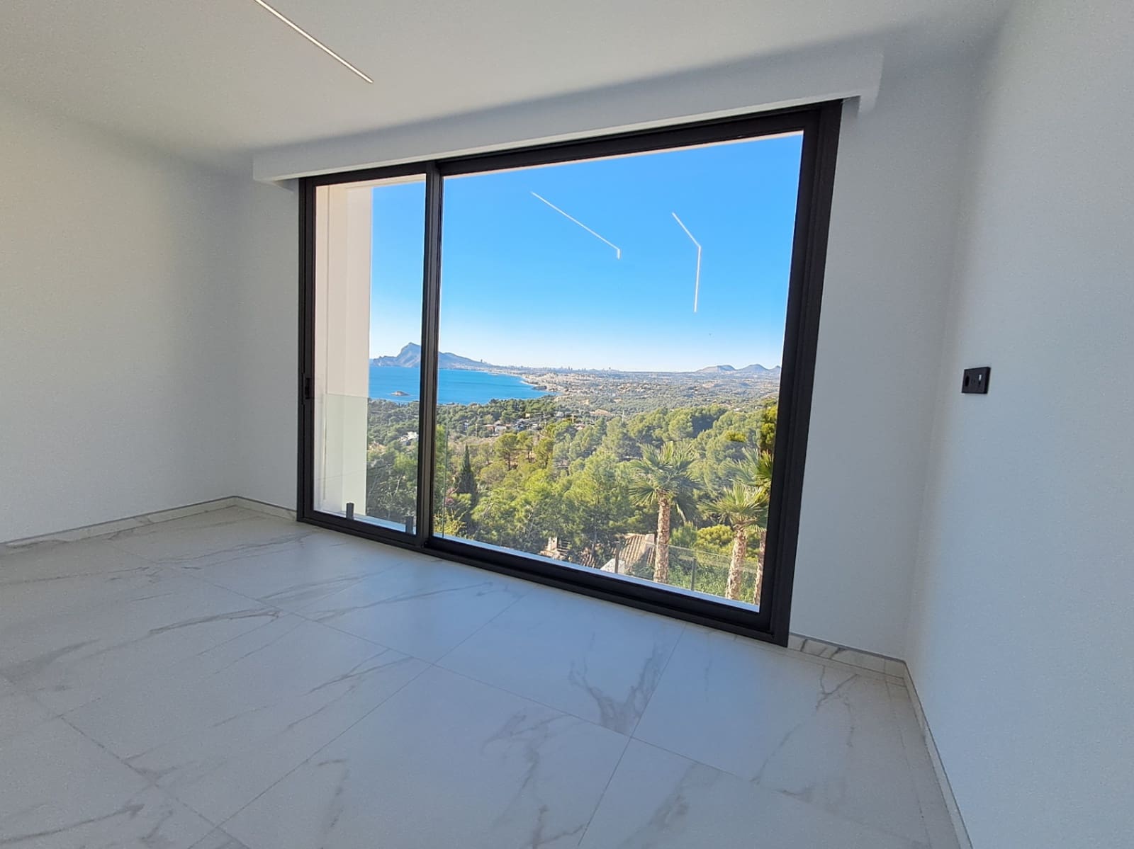 5 Zimmer Villa zu verkaufen in Altea mit Pool Garage - 2.350.000 € (Ref: 9410071)