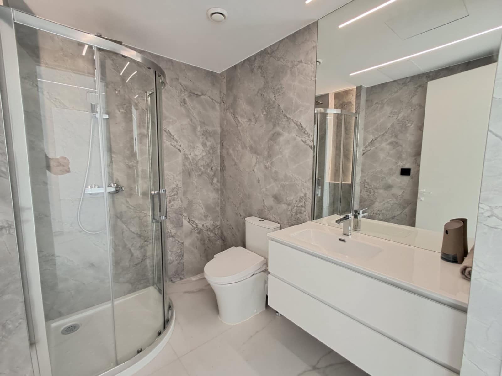 5 Zimmer Villa zu verkaufen in Altea mit Pool Garage - 2.350.000 € (Ref: 9410071)