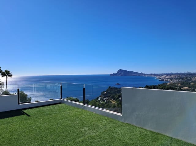 5 Zimmer Villa zu verkaufen in Altea mit Pool Garage - 2.350.000 € (Ref: 9410071)