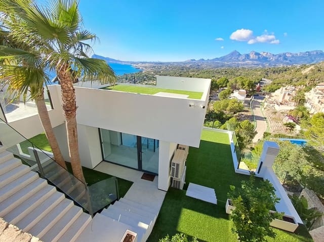 5 Zimmer Villa zu verkaufen in Altea mit Pool Garage - 2.350.000 € (Ref: 9410071)