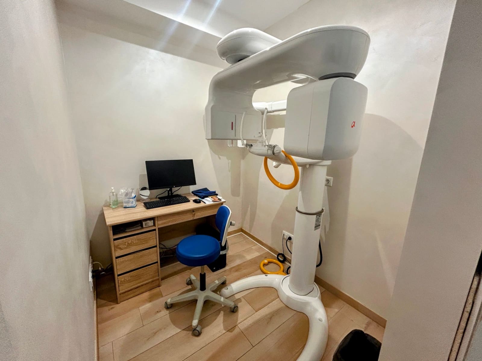 Bedrijf te koop in Ondara - € 98.000 (Ref: 9412803)