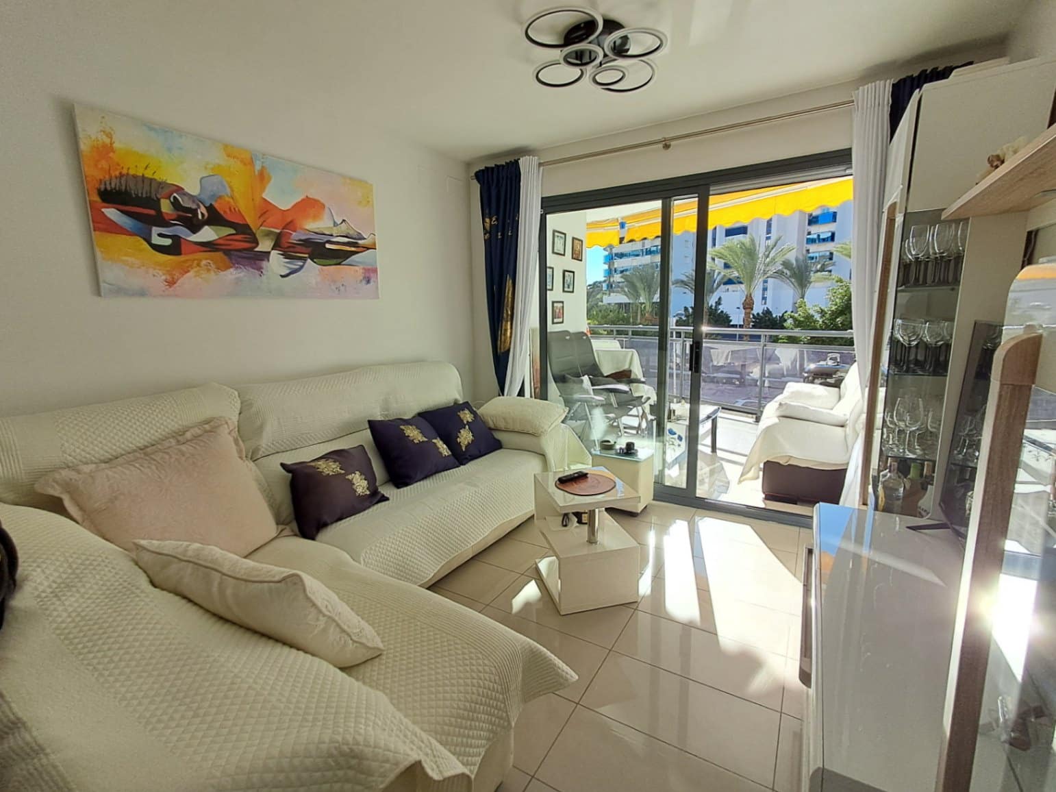 2 bedroom Apartment for sale in La Villajoyosa / Vila Joiosa with pool - € 350,000 (Ref: 9414577)