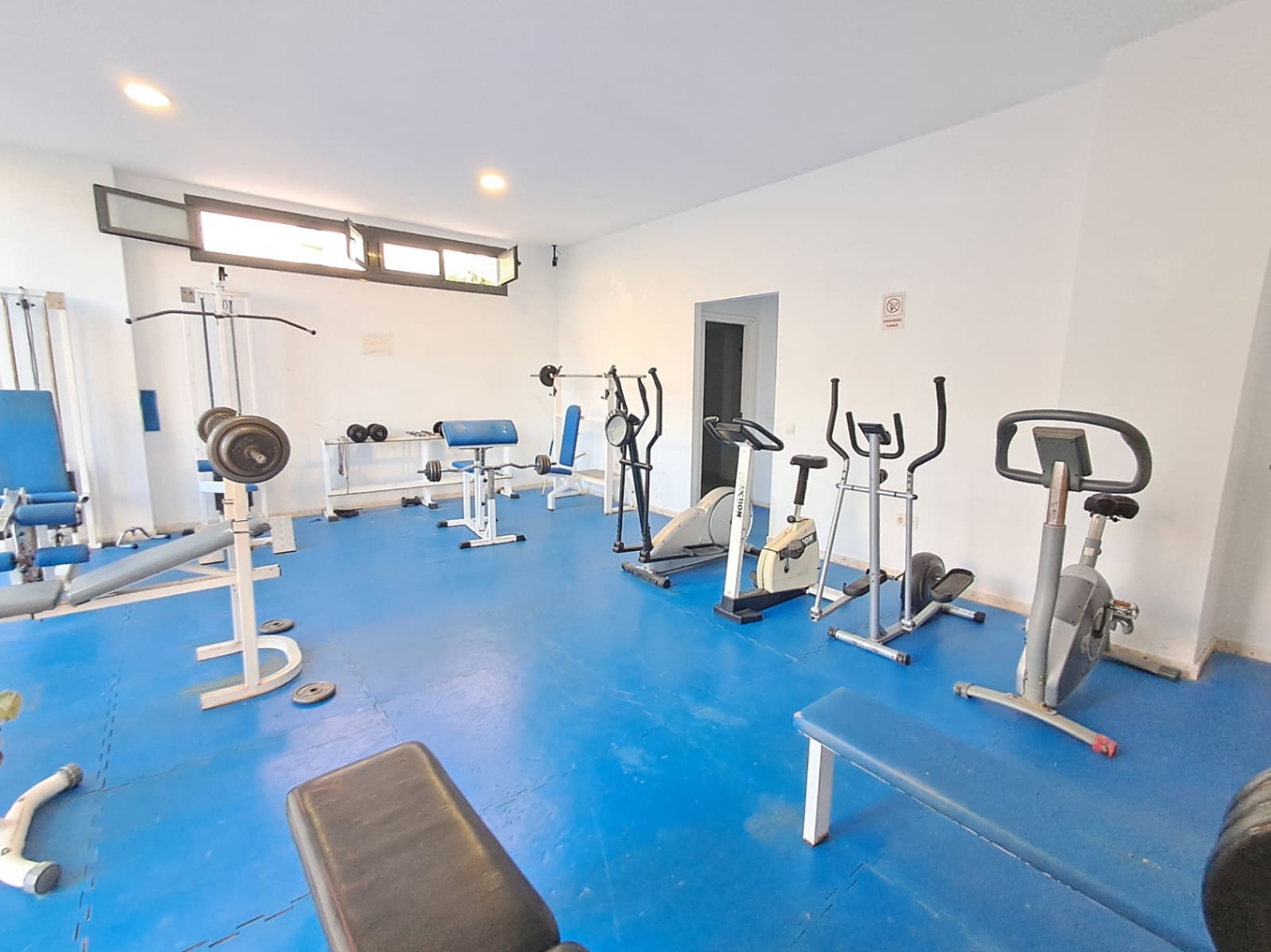 2 bedroom Apartment for sale in La Villajoyosa / Vila Joiosa with pool - € 350,000 (Ref: 9414577)