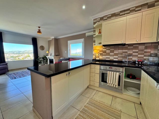 3 bedroom Villa for rent in Benitachell / Benitatxell with pool garage - € 1,300 (Ref: 9415090)