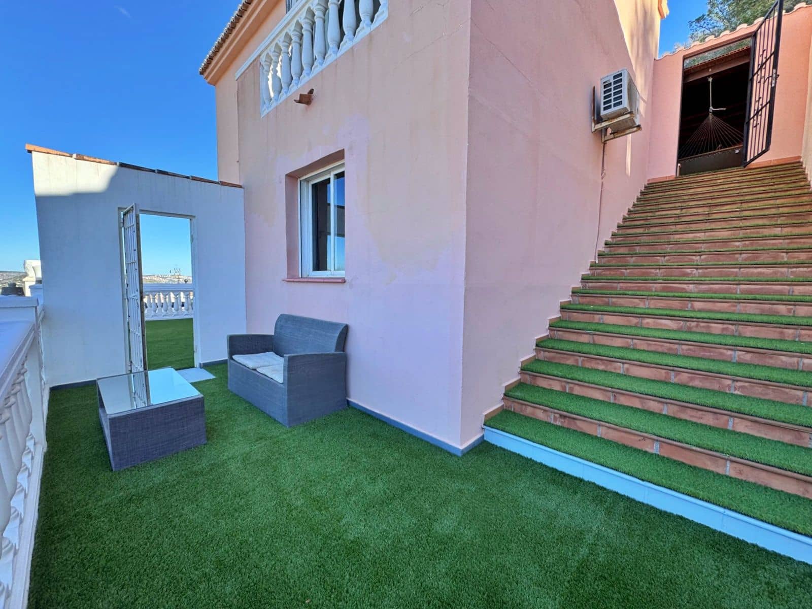 3 sovrum Villa att hyra i Benitachell / Benitatxell med pool garage - 1 300 € (Ref: 9415090)