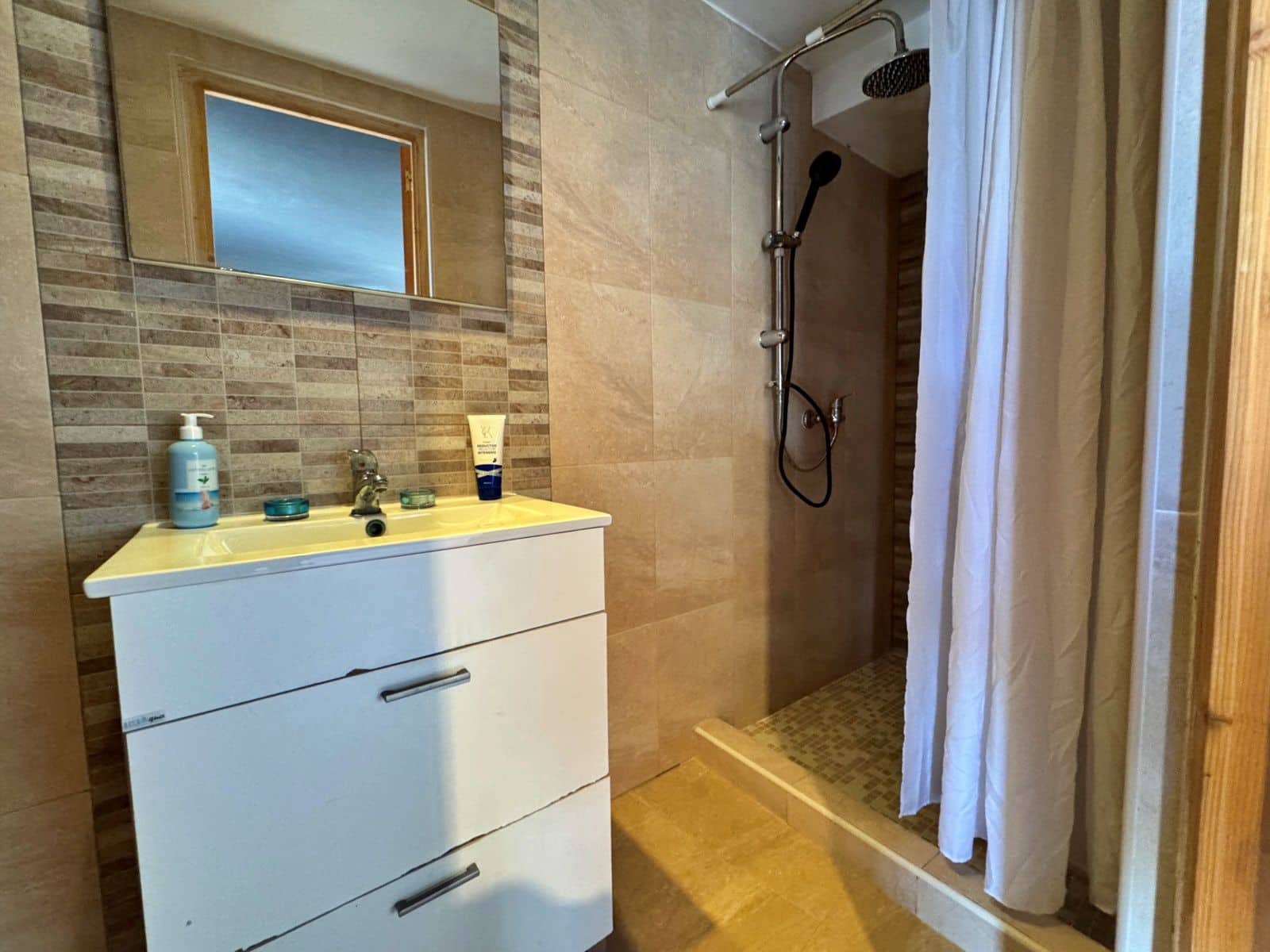 3 sovrum Villa att hyra i Benitachell / Benitatxell med pool garage - 1 300 € (Ref: 9415090)