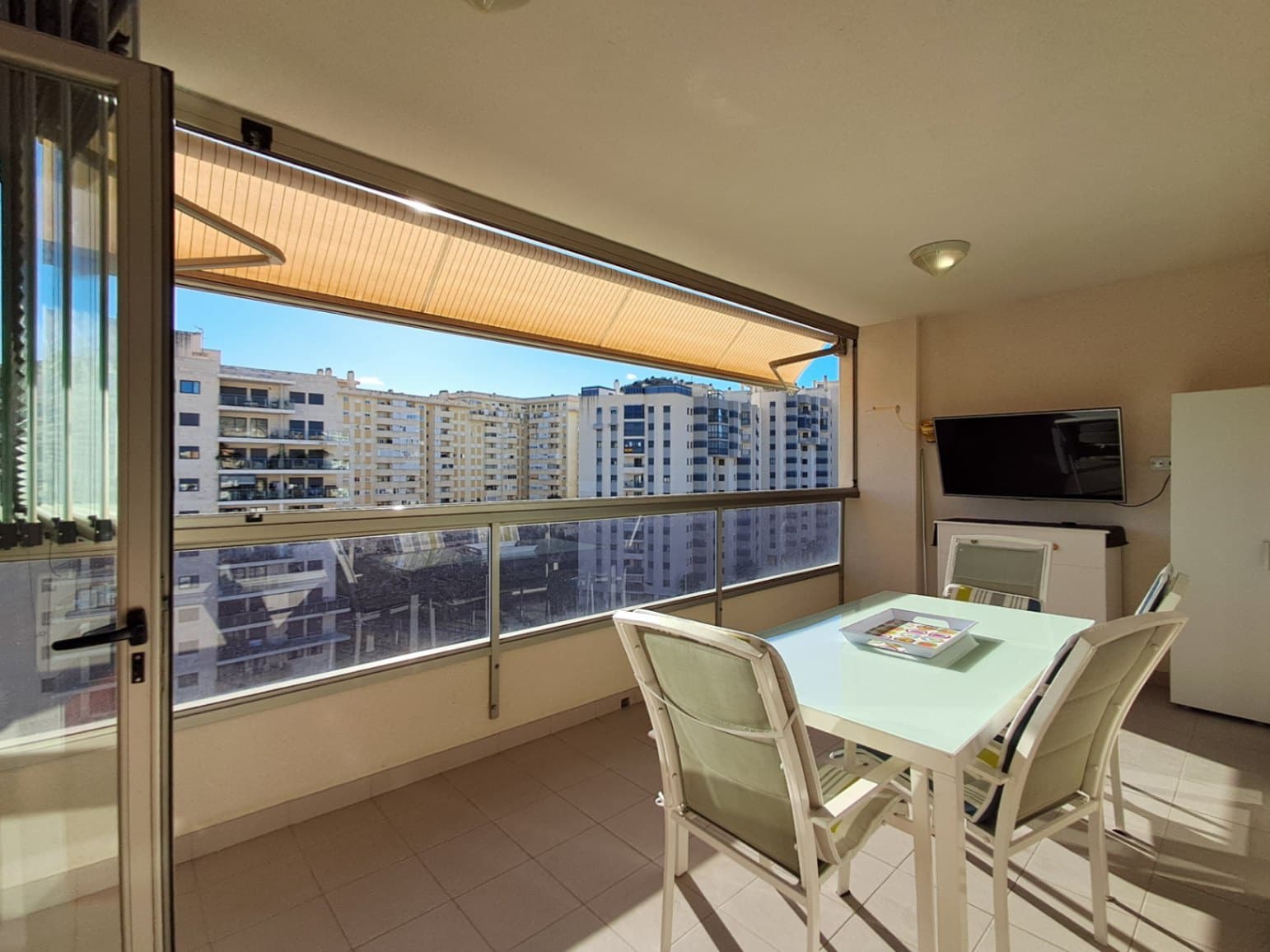 2 bedroom Apartment for sale in La Villajoyosa / Vila Joiosa with pool garage - € 344,000 (Ref: 9420031)