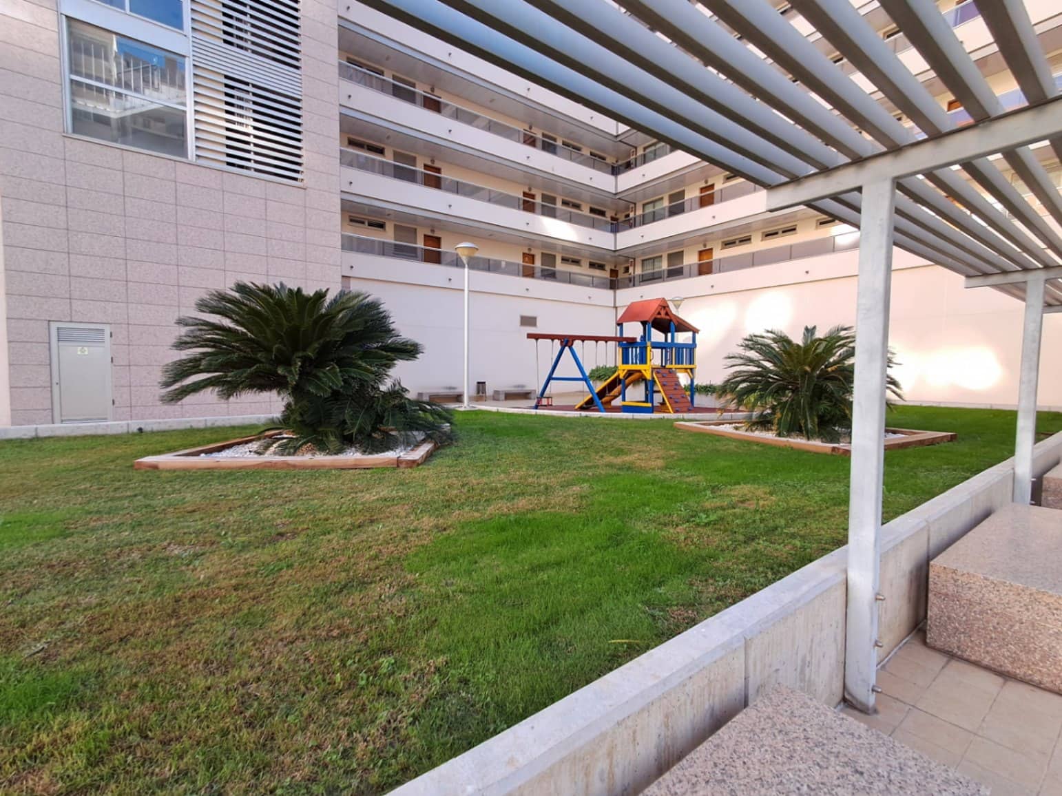 2 bedroom Apartment for sale in La Villajoyosa / Vila Joiosa with pool garage - € 344,000 (Ref: 9420031)