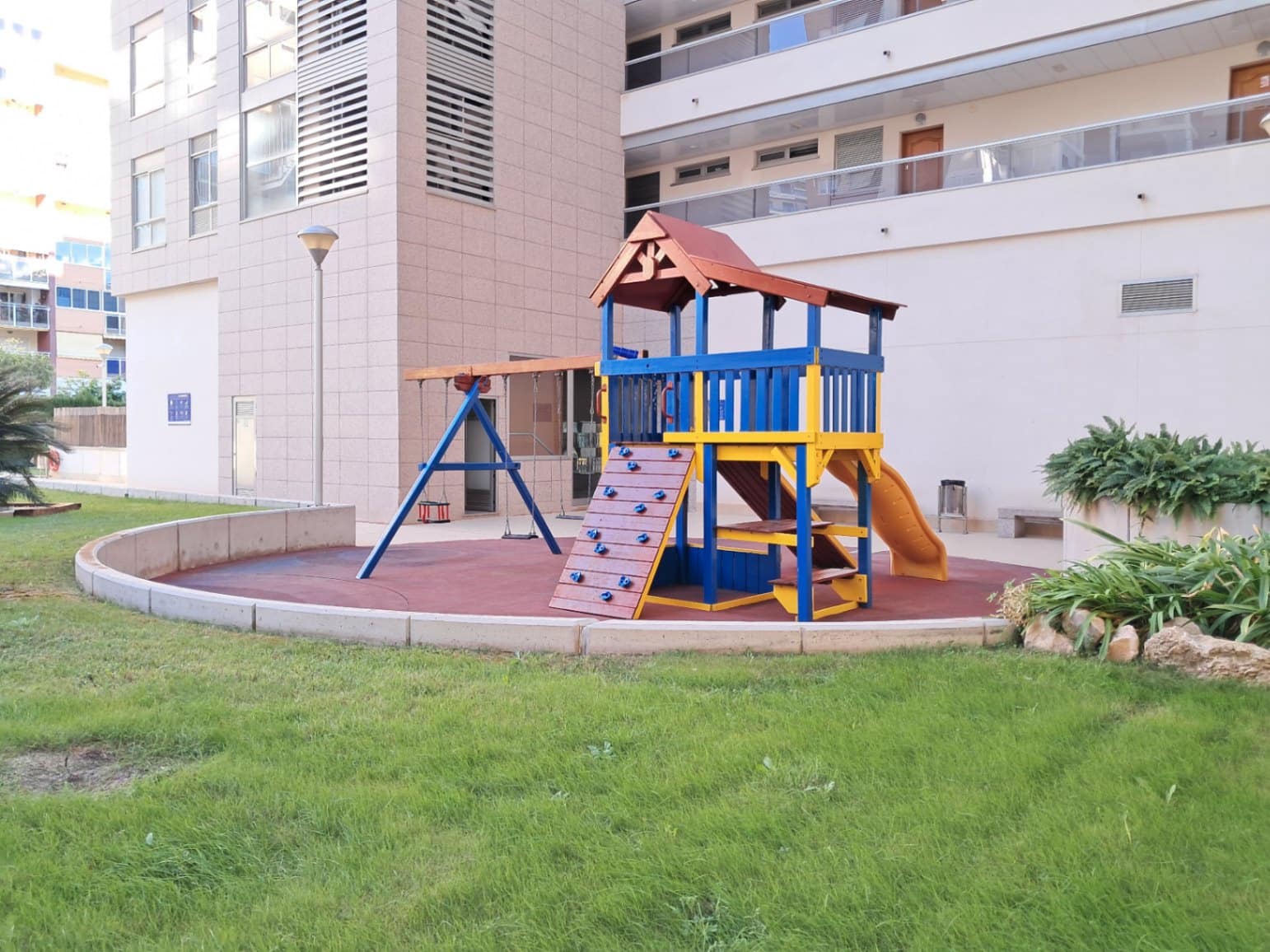 2 bedroom Apartment for sale in La Villajoyosa / Vila Joiosa with pool garage - € 344,000 (Ref: 9420031)