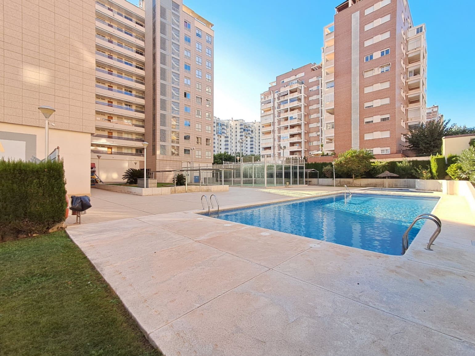 2 bedroom Apartment for sale in La Villajoyosa / Vila Joiosa with pool garage - € 344,000 (Ref: 9420031)