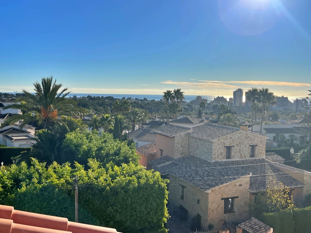 2 soveværelse Bungalow til salg i Calpe / Calp med swimmingpool garage - € 265.000 (Ref: 9422572)